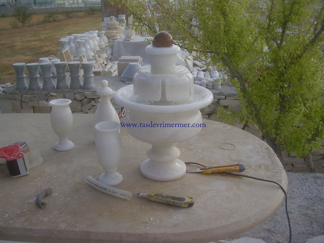 Mermer Masa  Fıskiyesi